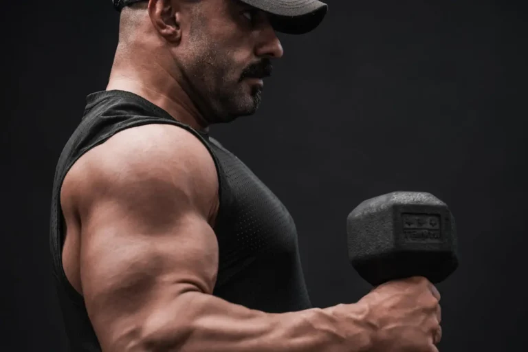 Jakie ćwiczenia na biceps? Zobacz 9 najlepszych!